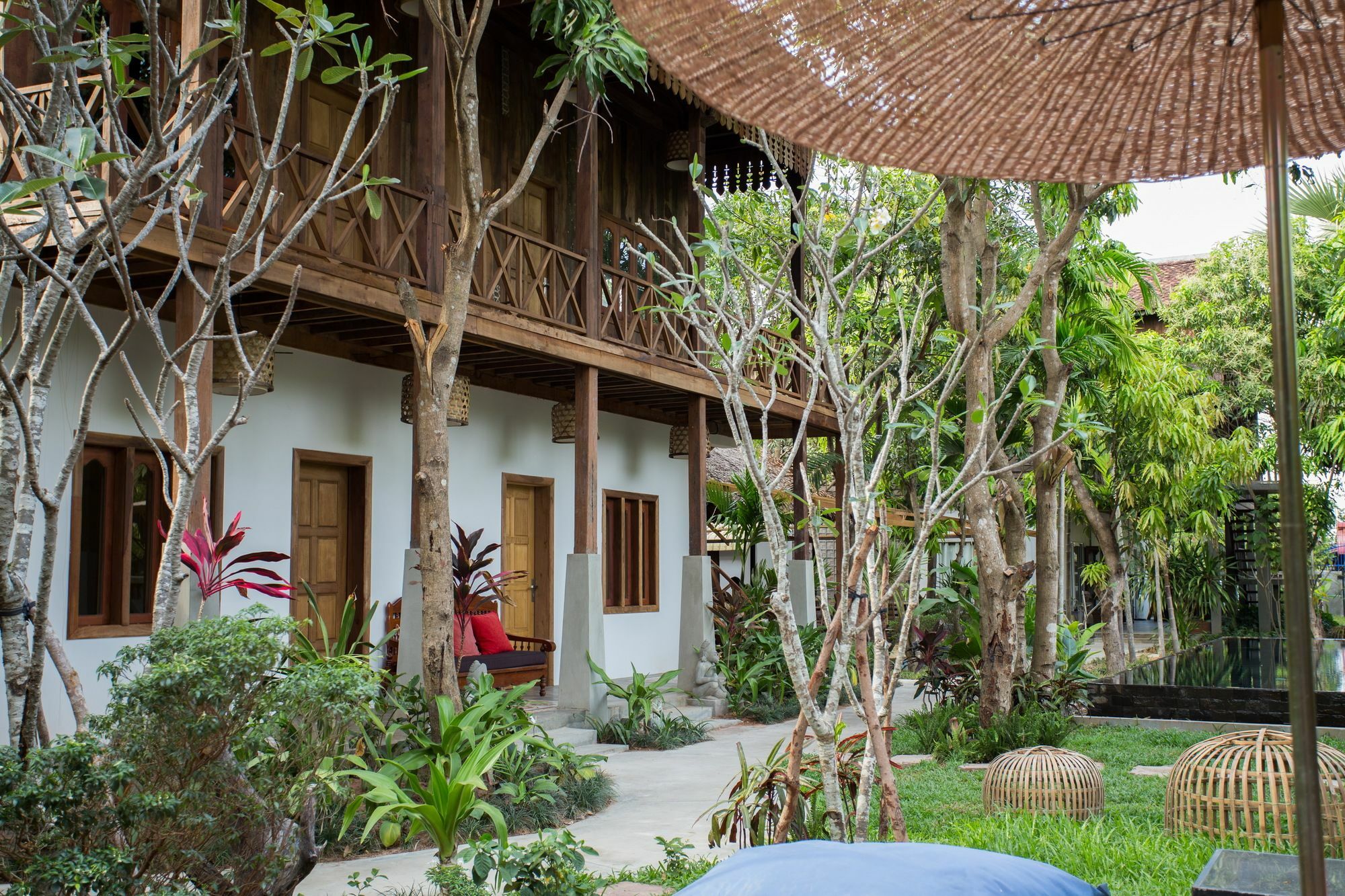 Isann Lodge Siem Reap Extérieur photo